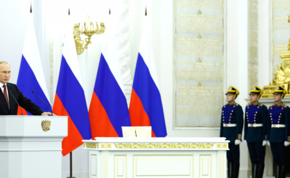 Павел Данилин заявляет, что послы отсутствовавших на инаугурации президента России стран признали полномочия Владимира Путина, получив от него согласие на назначение