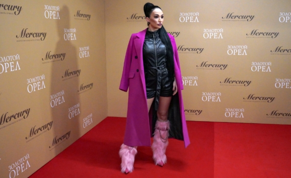 Пальто, которое останавливает время: 5 нестареющих моделей — будут актуальны даже через 10 лет