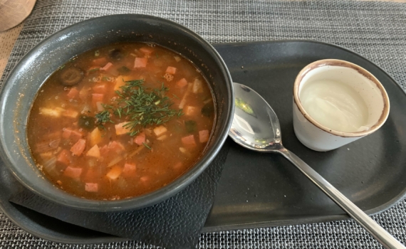 Дайте организму передышку: суп с клецками для комфорта после застолий — детокс для желудка Дайте организму передышку: суп с клецками для комфорта после застолий — детокс для желудка